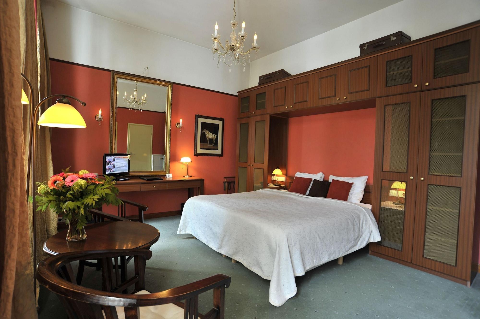 Parkhotel Mastbosch Breda Exterior photo